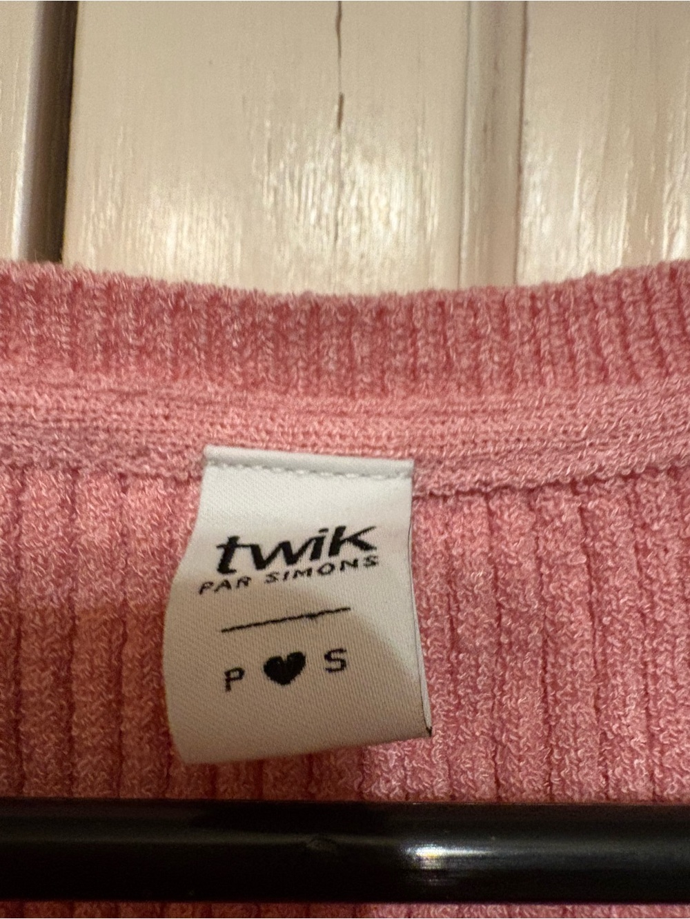 twik Ribbed Pink Cropped Tank - Picture 3 of 4